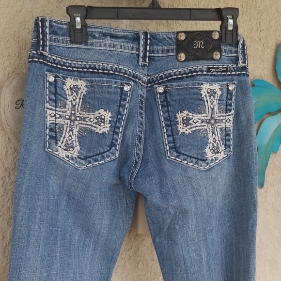 💜 Miss Me jeans 💜 - Picture 7 of 8